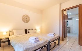 Properstay 107 - Villa Sea View Polychrono
